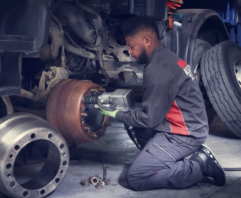 Keep your Renault Trucks performing at their best